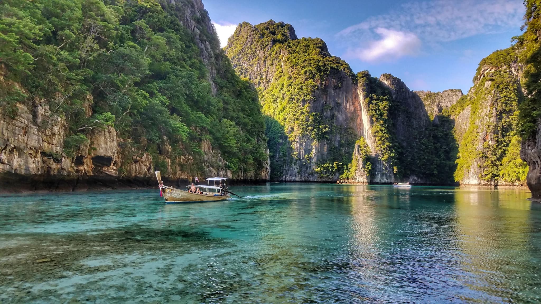 PHI PHI ISLAND